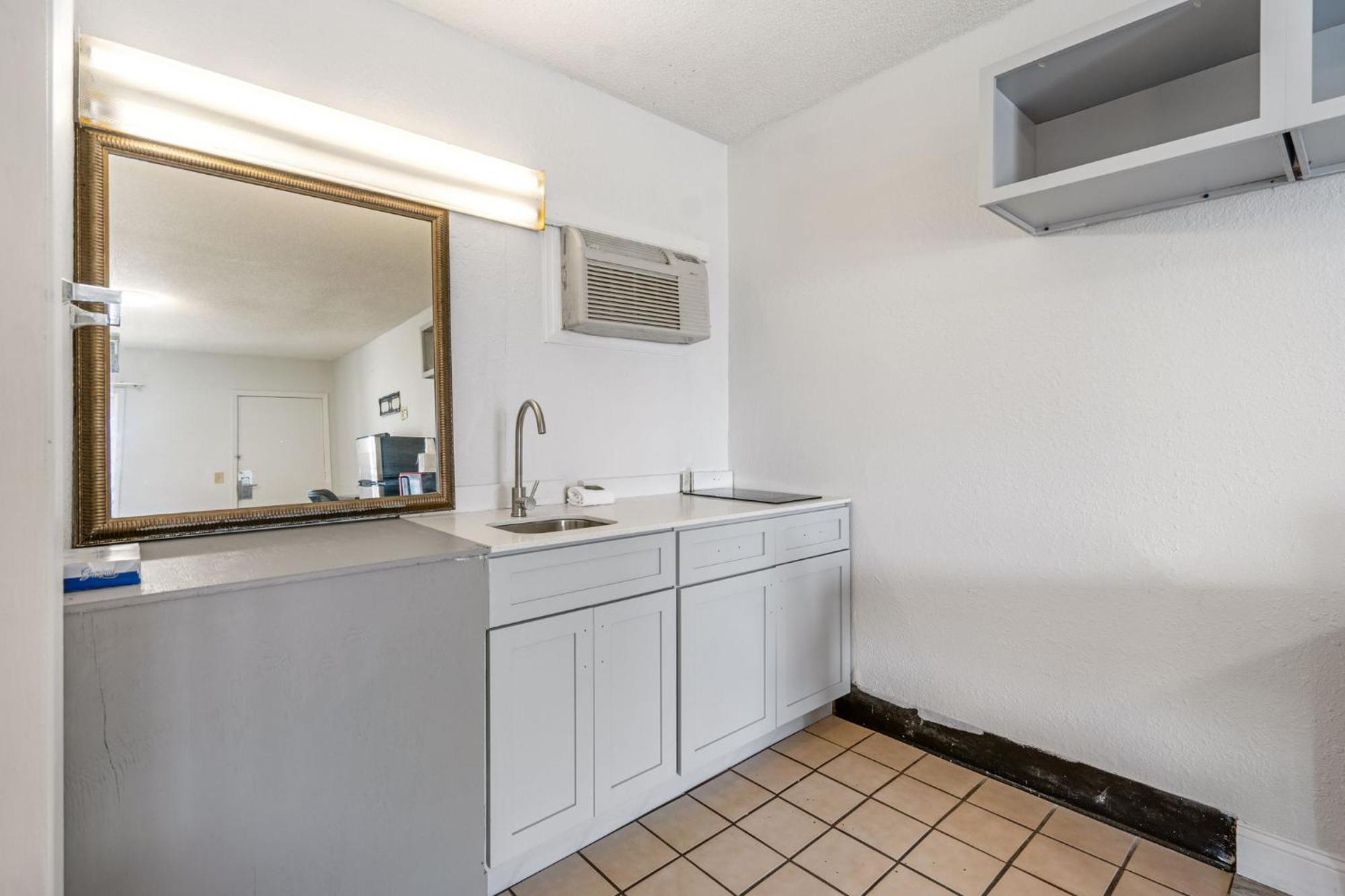 Budgetel Inns & Suites Augusta Downtown 706-945-1238 Kültér fotó